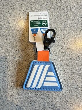 New Aldi Keychain Quarter Holder Keeper Clip Blue/White Unisex OS